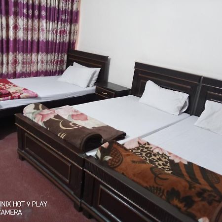 רוואלפינדי Hotel De Grand מראה חיצוני תמונה